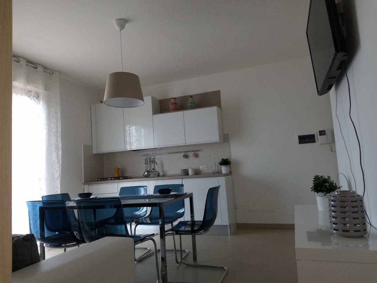 Ferienwohnung Penthouse On The Adriatic Sea Martinsicuro Exterior foto